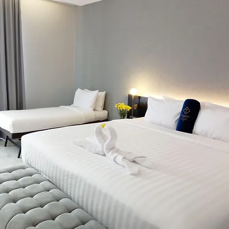 Hotel Youstay Semarang-2
